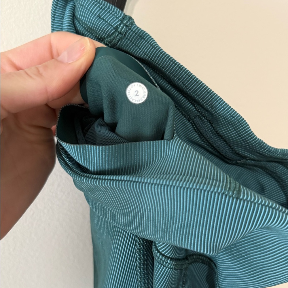 Lululemon Base Pace High Rise Tight 25" * Two-Tone Ribbed - Picture 7 of 7